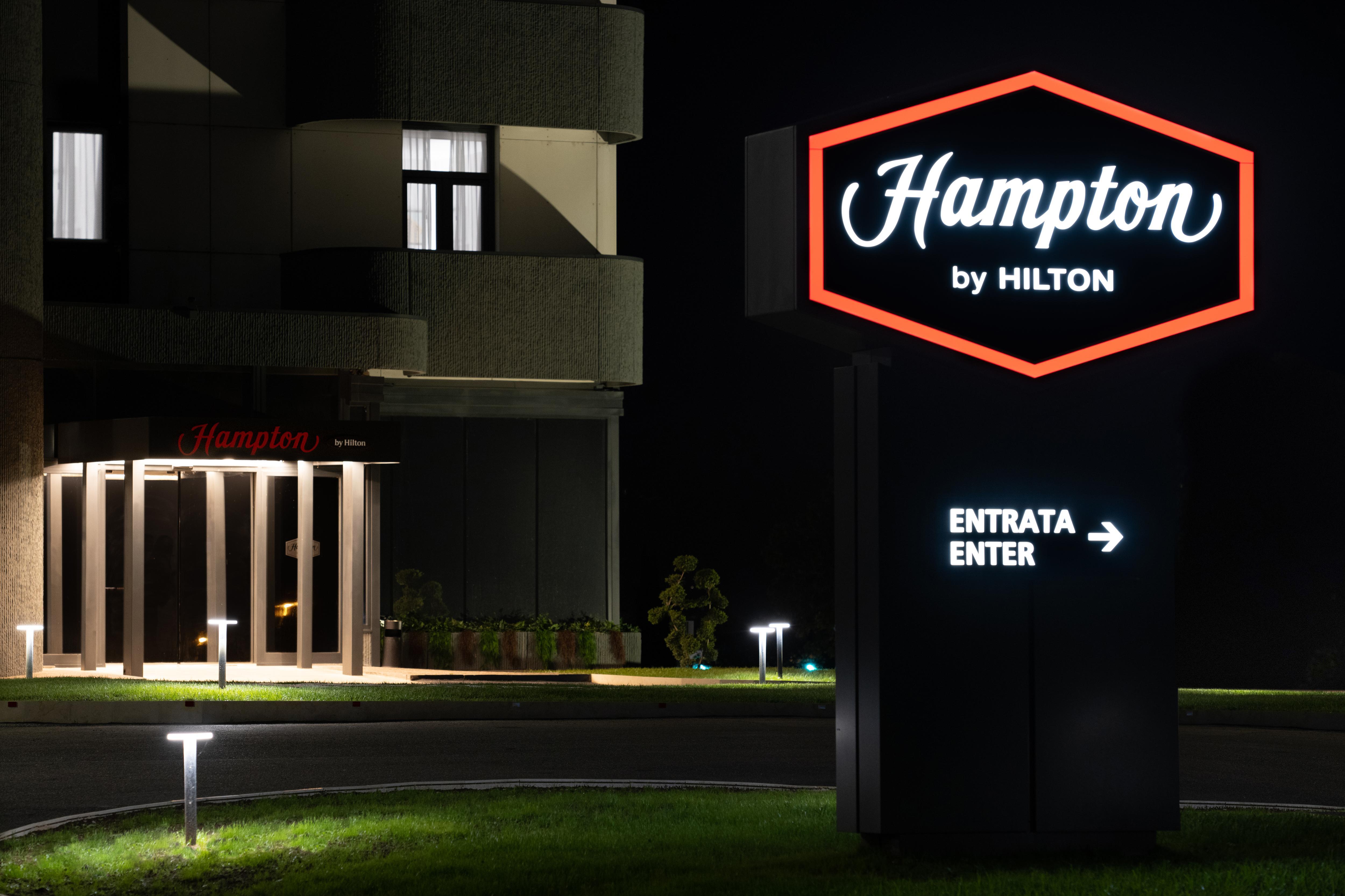 Hampton By Hilton Rome North Фиано-Романо Экстерьер фото